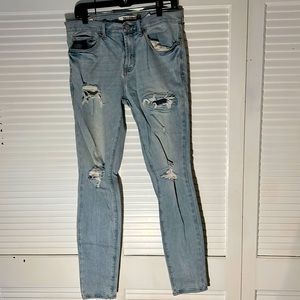 PacSun light wash ripped stacked skinny jeans, size 31x32